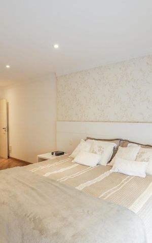 Casa à venda com 201m², 3 quartos e 2 vagas Casa à venda com 201m², 3 quartos e 2 vagasSuíte 3