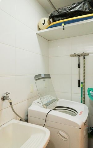 Casa à venda com 201m², 3 quartos e 2 vagas Casa à venda com 201m², 3 quartos e 2 vagasChurrasqueira e Área de Serviço