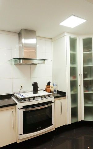 Casa à venda com 201m², 3 quartos e 2 vagas Casa à venda com 201m², 3 quartos e 2 vagasCozinha