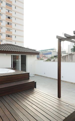 Casa à venda com 201m², 3 quartos e 2 vagas Casa à venda com 201m², 3 quartos e 2 vagasTerraço