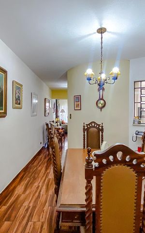Casa à venda com 220m², 3 quartos e 2 vagasSala de Jantar