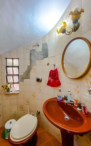 Casa à venda com 220m², 3 quartos e 2 vagasLavabo