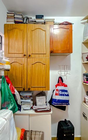 Casa à venda com 220m², 3 quartos e 2 vagasQuarto de Serviço