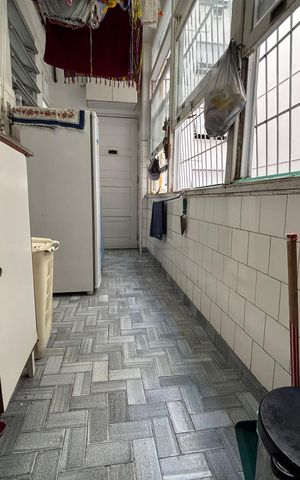 Apartamento à venda com 150m², 3 quartos e 1 vaga Apartamento à venda com 150m², 3 quartos e 1 vagaÁrea de serviço