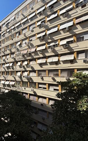Apartamento à venda com 150m², 3 quartos e 1 vaga Apartamento à venda com 150m², 3 quartos e 1 vagaSala - vista