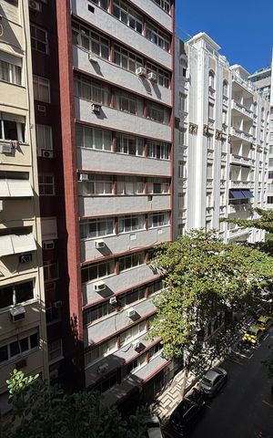 Apartamento à venda com 150m², 3 quartos e 1 vaga Apartamento à venda com 150m², 3 quartos e 1 vagaSala - vista