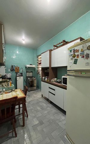 Apartamento à venda com 150m², 3 quartos e 1 vaga Apartamento à venda com 150m², 3 quartos e 1 vagaCozinha