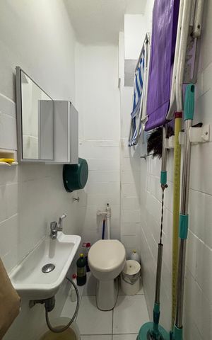 Apartamento à venda com 150m², 3 quartos e 1 vaga Apartamento à venda com 150m², 3 quartos e 1 vagaÁrea de serviço - banheiro