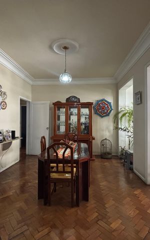 Apartamento à venda com 150m², 3 quartos e 1 vaga Apartamento à venda com 150m², 3 quartos e 1 vagaSala