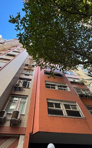 Apartamento à venda com 150m², 3 quartos e 1 vaga Apartamento à venda com 150m², 3 quartos e 1 vagaFachada