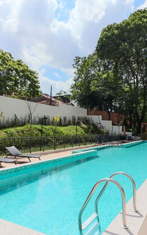 Apartamento para alugar com 40m², 2 quartos e sem vaga Apartamento para alugar com 40m², 2 quartos e sem vagaÁrea comum - Piscina