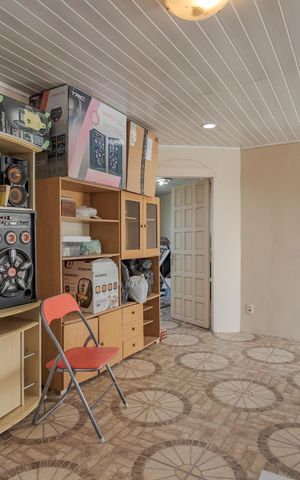 Casa à venda com 200m², 4 quartos e 2 vagas Casa à venda com 200m², 4 quartos e 2 vagasEspaço Gourmet