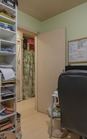 Casa à venda com 200m², 4 quartos e 2 vagas Casa à venda com 200m², 4 quartos e 2 vagasQuarto 3