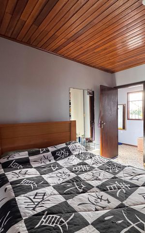 Casa à venda com 485m², 3 quartos e 4 vagas Casa à venda com 485m², 3 quartos e 4 vagasQuarto 3