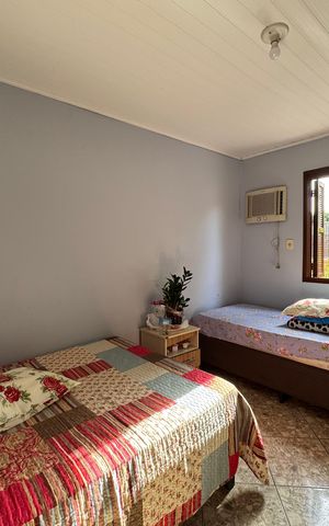 Casa à venda com 485m², 3 quartos e 4 vagas Casa à venda com 485m², 3 quartos e 4 vagasQuarto 1