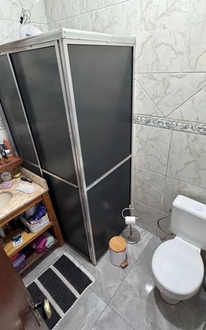 Casa à venda com 485m², 3 quartos e 4 vagas Casa à venda com 485m², 3 quartos e 4 vagasBanheiro