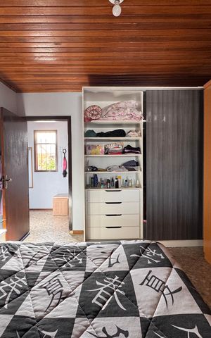 Casa à venda com 485m², 3 quartos e 4 vagas Casa à venda com 485m², 3 quartos e 4 vagasQuarto 3