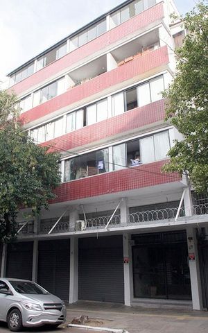 Apartamento para alugar com 127m², 3 quartos e sem vagaFachada