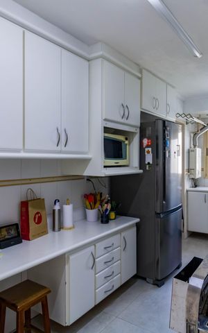 Apartamento à venda com 96m², 3 quartos e 2 vagas Apartamento à venda com 96m², 3 quartos e 2 vagasCozinha
