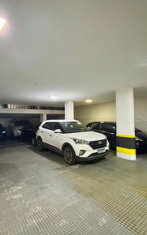 Apartamento à venda com 287m², 4 quartos e 2 vagas Apartamento à venda com 287m², 4 quartos e 2 vagasGaragem