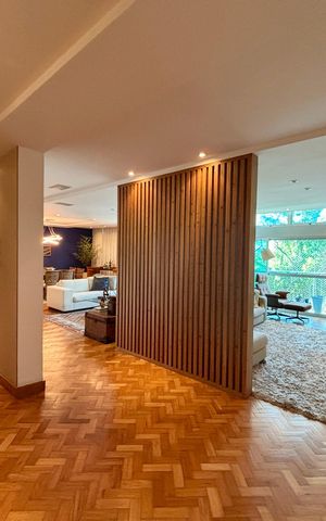 Apartamento à venda com 287m², 4 quartos e 2 vagas Apartamento à venda com 287m², 4 quartos e 2 vagasSala