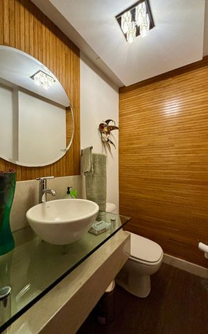 Apartamento à venda com 287m², 4 quartos e 2 vagas Apartamento à venda com 287m², 4 quartos e 2 vagasLavabo da Sala
