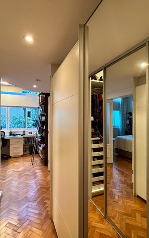 Apartamento à venda com 287m², 4 quartos e 2 vagas Apartamento à venda com 287m², 4 quartos e 2 vagasSuíte 2