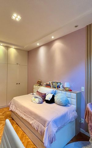 Apartamento à venda com 287m², 4 quartos e 2 vagas Apartamento à venda com 287m², 4 quartos e 2 vagasQuarto 2