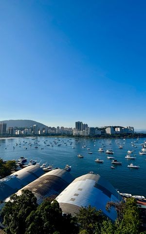 Apartamento à venda com 287m², 4 quartos e 2 vagas Apartamento à venda com 287m², 4 quartos e 2 vagasCobertura - vista