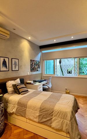 Apartamento à venda com 287m², 4 quartos e 2 vagas Apartamento à venda com 287m², 4 quartos e 2 vagasQuarto 1