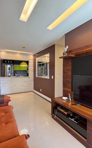 Apartamento à venda com 94m², 3 quartos e 2 vagas Apartamento à venda com 94m², 3 quartos e 2 vagasSala