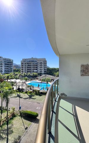 Apartamento à venda com 94m², 3 quartos e 2 vagas Apartamento à venda com 94m², 3 quartos e 2 vagasVaranda