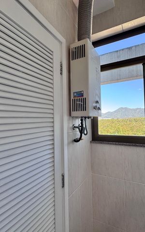 Apartamento à venda com 94m², 3 quartos e 2 vagas Apartamento à venda com 94m², 3 quartos e 2 vagasCozinha e Área de Serviço