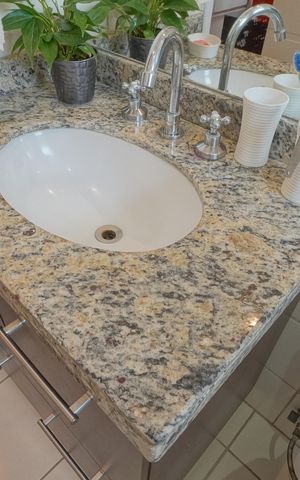 Apartamento à venda com 170m², 3 quartos e 3 vagasBanheiro Suíte 2
