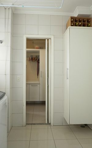 Apartamento à venda com 170m², 3 quartos e 3 vagasÁrea de Serviço