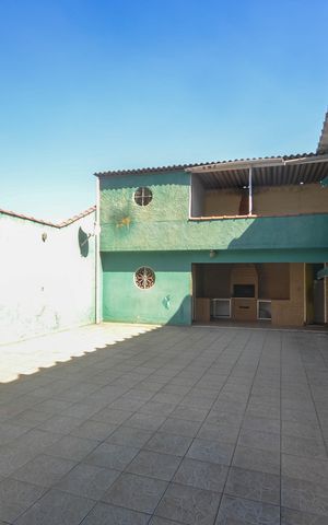 Casa para alugar com 420m², 4 quartos e 2 vagas Casa para alugar com 420m², 4 quartos e 2 vagasQuintal