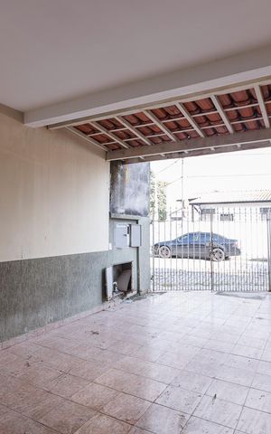 Casa para alugar com 240m², 3 quartos e 3 vagas Casa para alugar com 240m², 3 quartos e 3 vagasGaragem