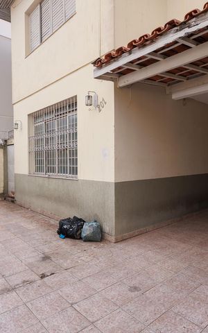 Casa para alugar com 240m², 3 quartos e 3 vagas Casa para alugar com 240m², 3 quartos e 3 vagasGaragem