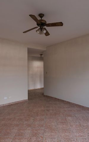 Casa para alugar com 240m², 3 quartos e 3 vagas Casa para alugar com 240m², 3 quartos e 3 vagasSala