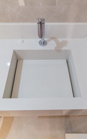 Apartamento à venda com 37m², 2 quartos e sem vaga Apartamento à venda com 37m², 2 quartos e sem vagaDetalhe - Banheiro