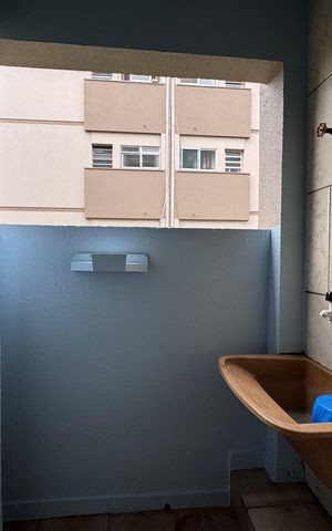 Apartamento à venda com 48m², 2 quartos e sem vaga Apartamento à venda com 48m², 2 quartos e sem vagaÁrea de Serviço