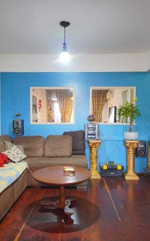 Apartamento à venda com 89m², 2 quartos e sem vagaSala