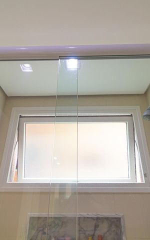 Apartamento à venda com 107m², 2 quartos e 1 vaga Apartamento à venda com 107m², 2 quartos e 1 vagaBanheiro da Suíte 2