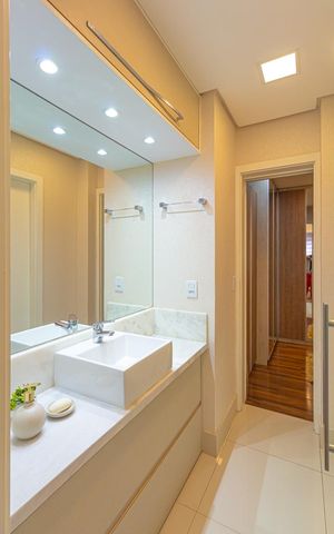 Apartamento à venda com 107m², 2 quartos e 1 vaga Apartamento à venda com 107m², 2 quartos e 1 vagaBanheiro da Suíte 2