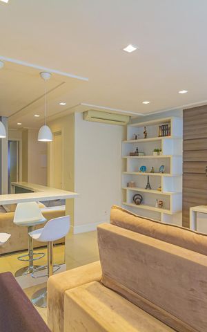 Apartamento à venda com 107m², 2 quartos e 1 vaga Apartamento à venda com 107m², 2 quartos e 1 vagaSala