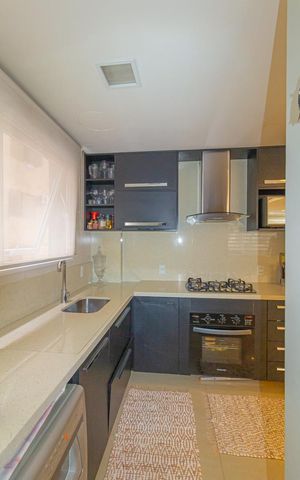 Apartamento à venda com 107m², 2 quartos e 1 vaga Apartamento à venda com 107m², 2 quartos e 1 vagaCozinha