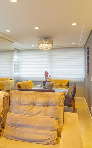 Apartamento à venda com 107m², 2 quartos e 1 vaga Apartamento à venda com 107m², 2 quartos e 1 vagaSala