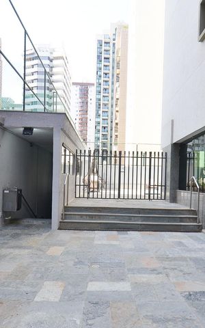 Apartamento à venda com 360m², 4 quartos e 4 vagas Apartamento à venda com 360m², 4 quartos e 4 vagasÁrea comum - Salão de festas