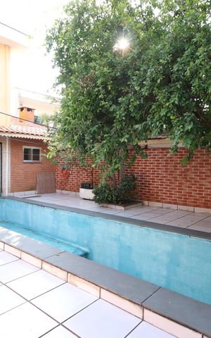 Casa à venda com 300m², 3 quartos e 2 vagasÁrea de Lazer