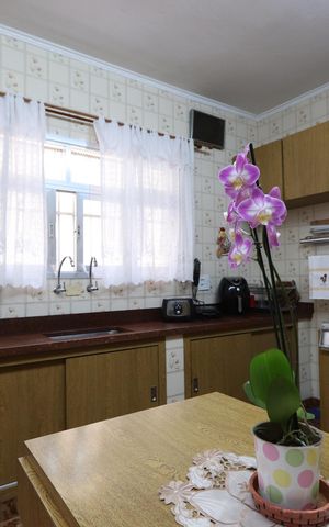 Casa à venda com 300m², 3 quartos e 2 vagasCozinha